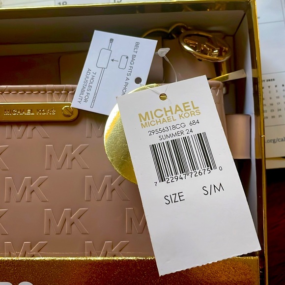 NWT NIB brand new with gift box belt adjustable table pink purse - Picture 5 of 8